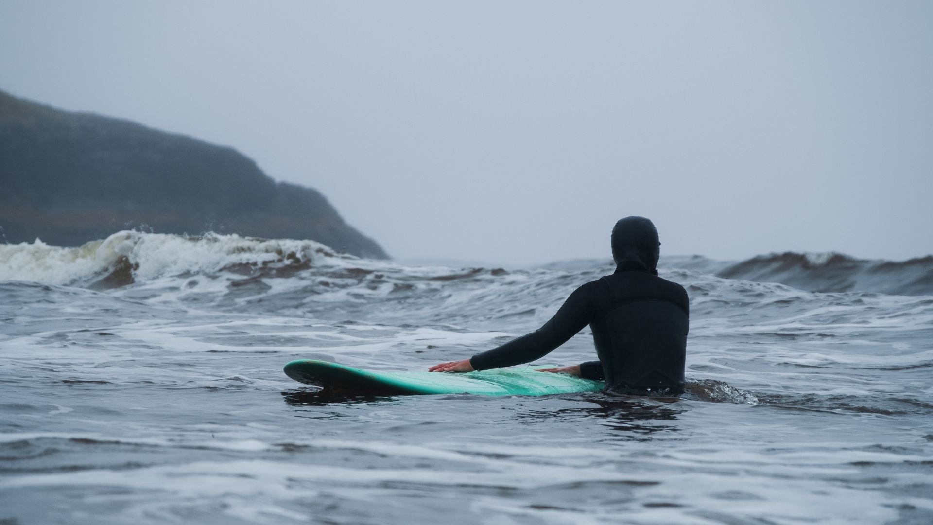 Wetsuit Gloves, Booties & Accessories