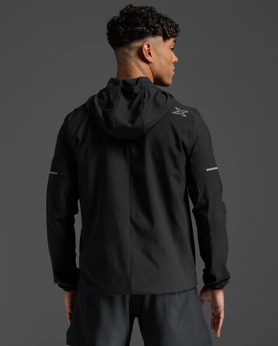 2XU Aero Jacket