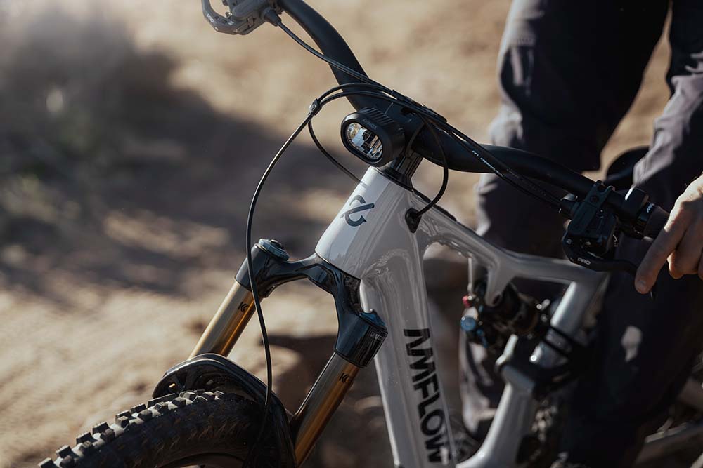 Amflow PX Carbon Pro (700Wh) Full Suspension E-Bike