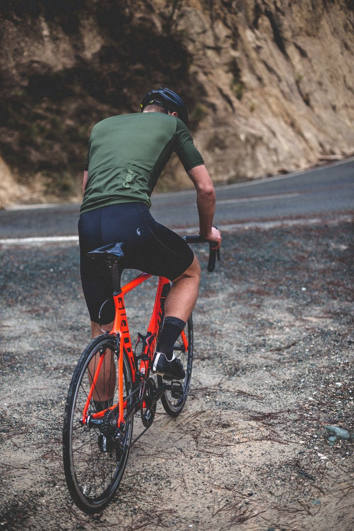 Tineli Mens Black Core Shorts