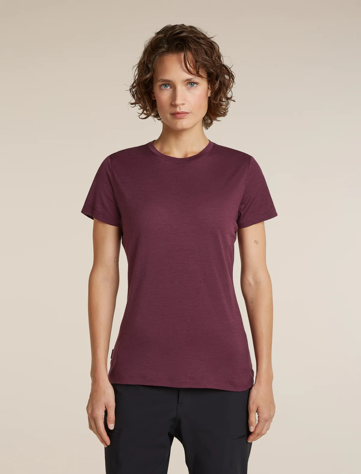 Icebreaker Womens Merino 150 Tech Lite SS Tee Dark Berry