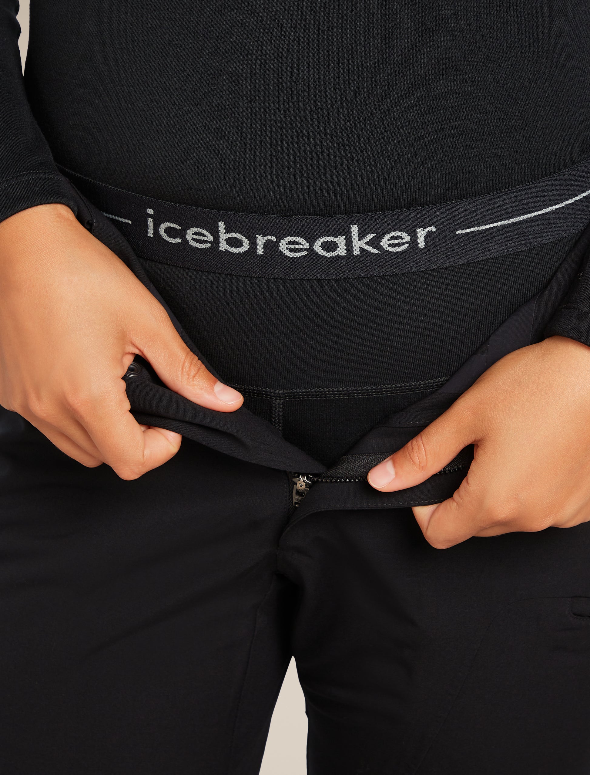 Icebreaker Womens 300 MerinoFine Polar Leggings Small Black