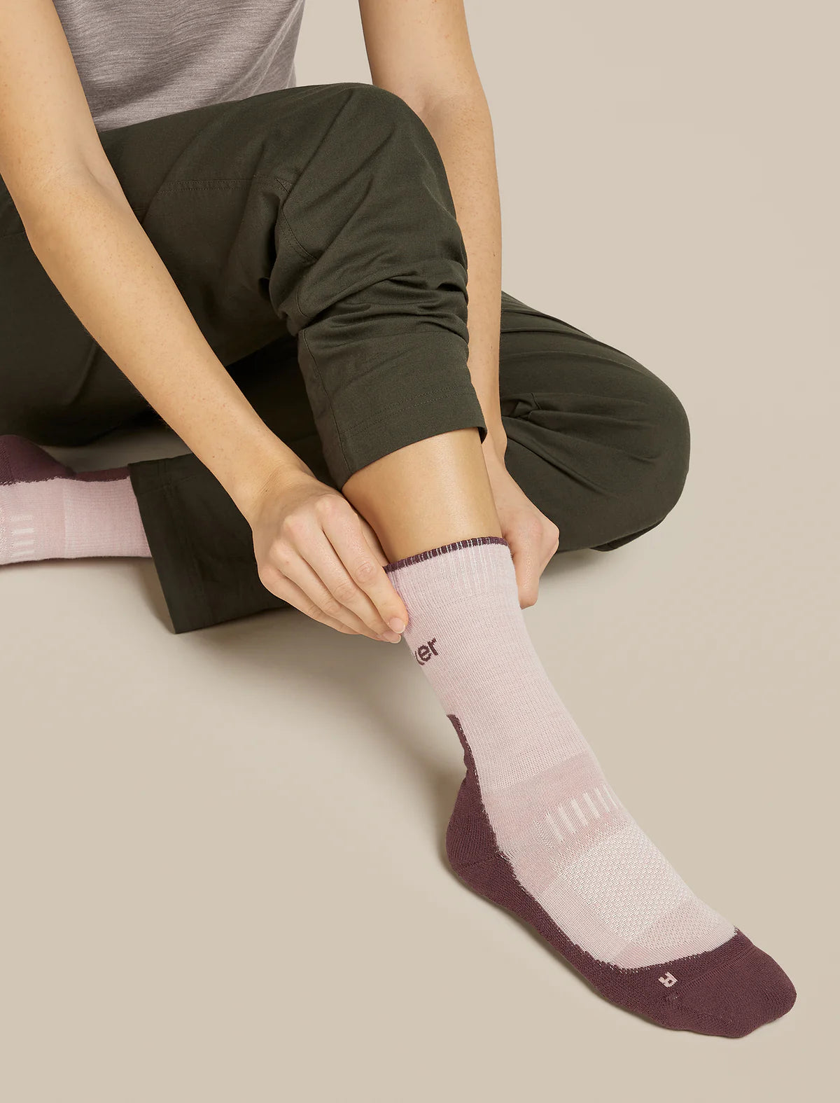 Icebreaker Womens Merino Hike+ Light Crew Pink Quartz Java