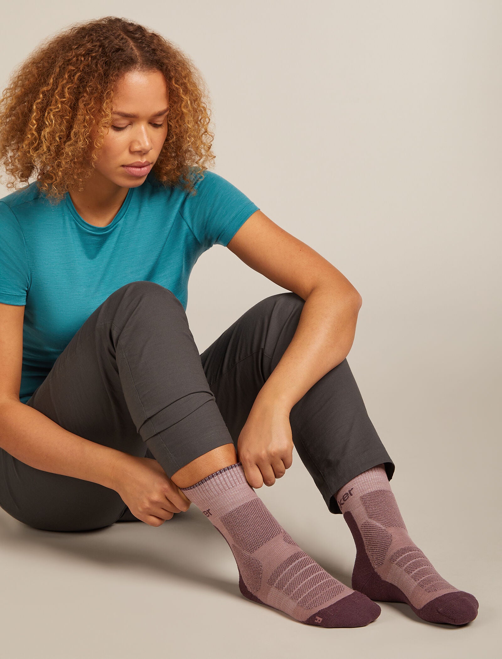 Icebreaker Womens Merino Hike+ Heavy Crew Socks