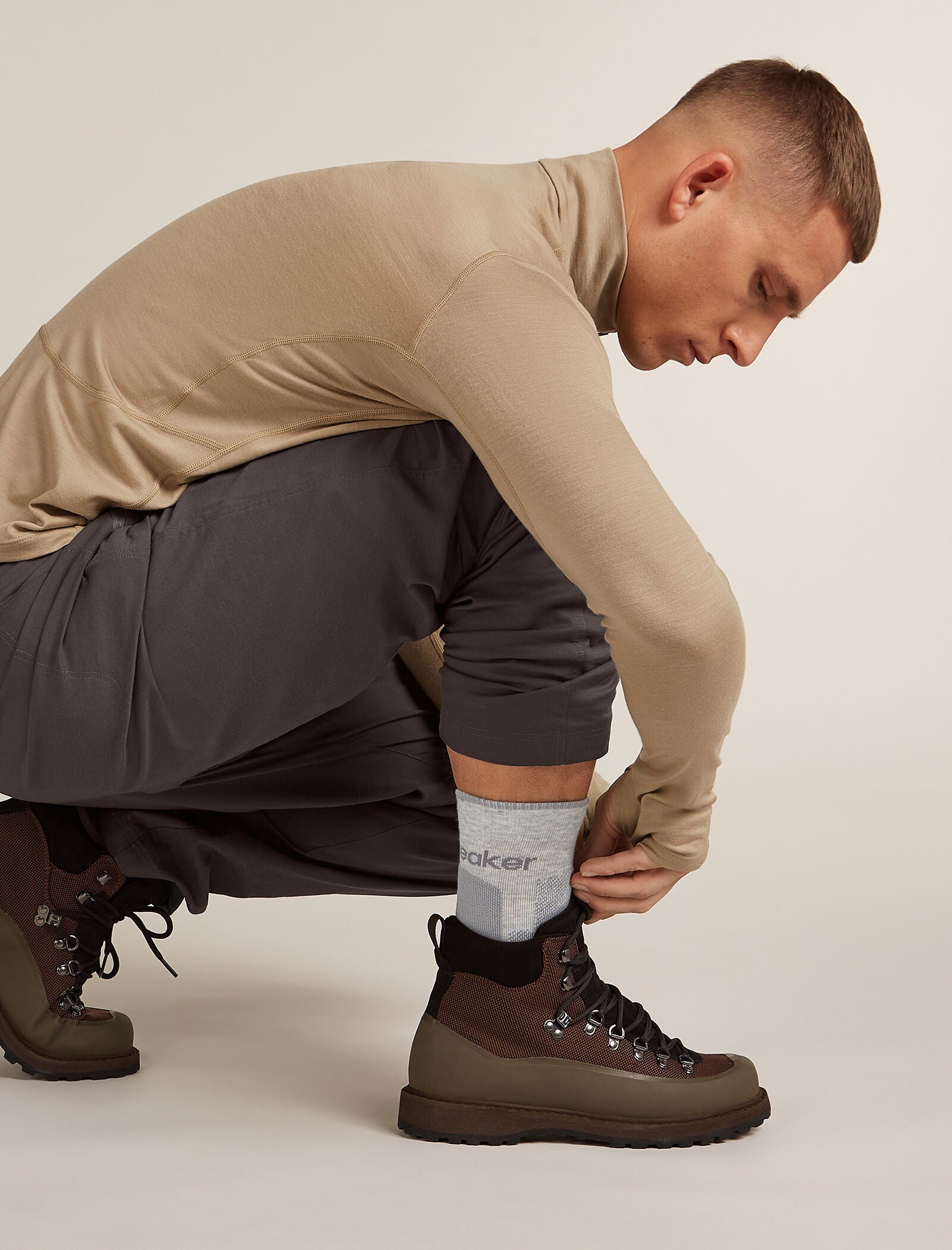 Icebreaker Mens Merino Hike+ Heavy Crew