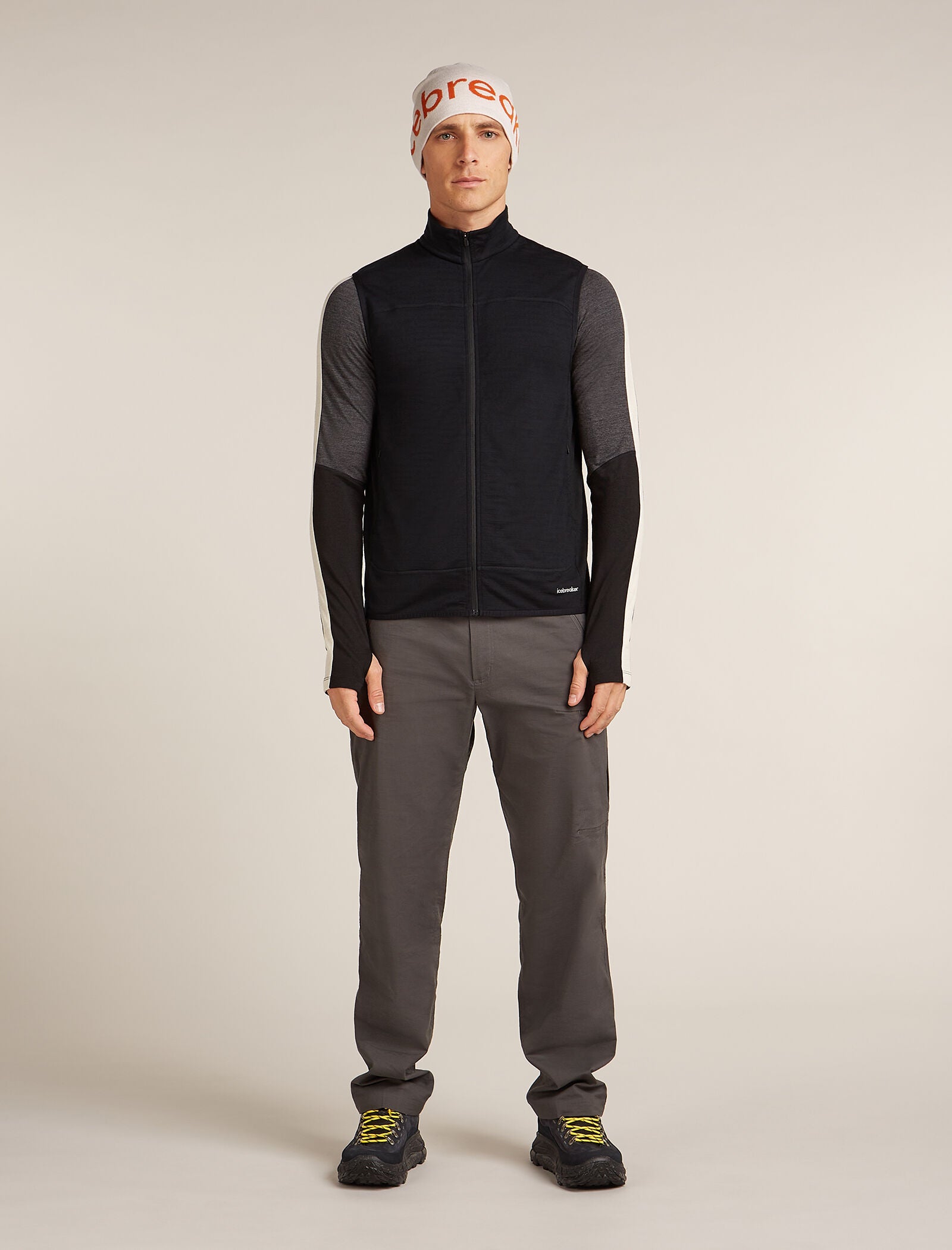 Icebreaker Mens Merino Blend 300 RealFleece Descender Vest Medium Black