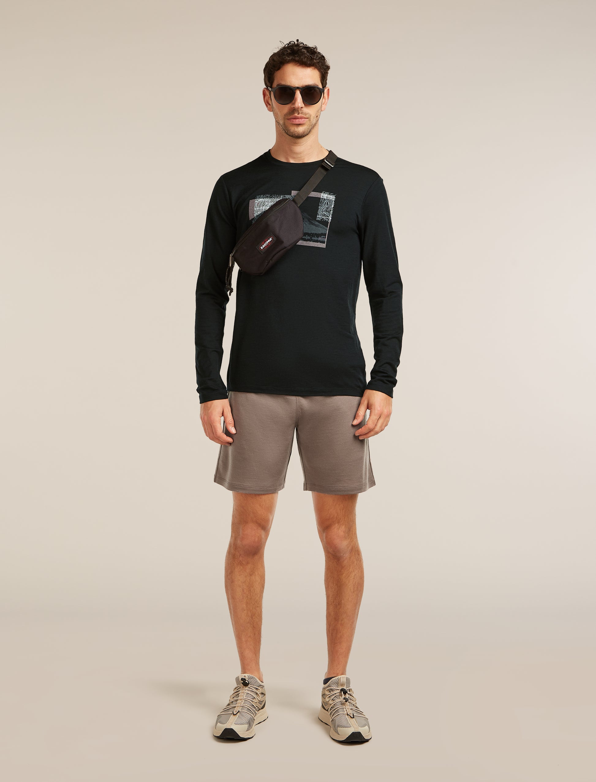 Icebreaker Mens Merino 150 Tech Lite LS Tee Peak Balance Small Black