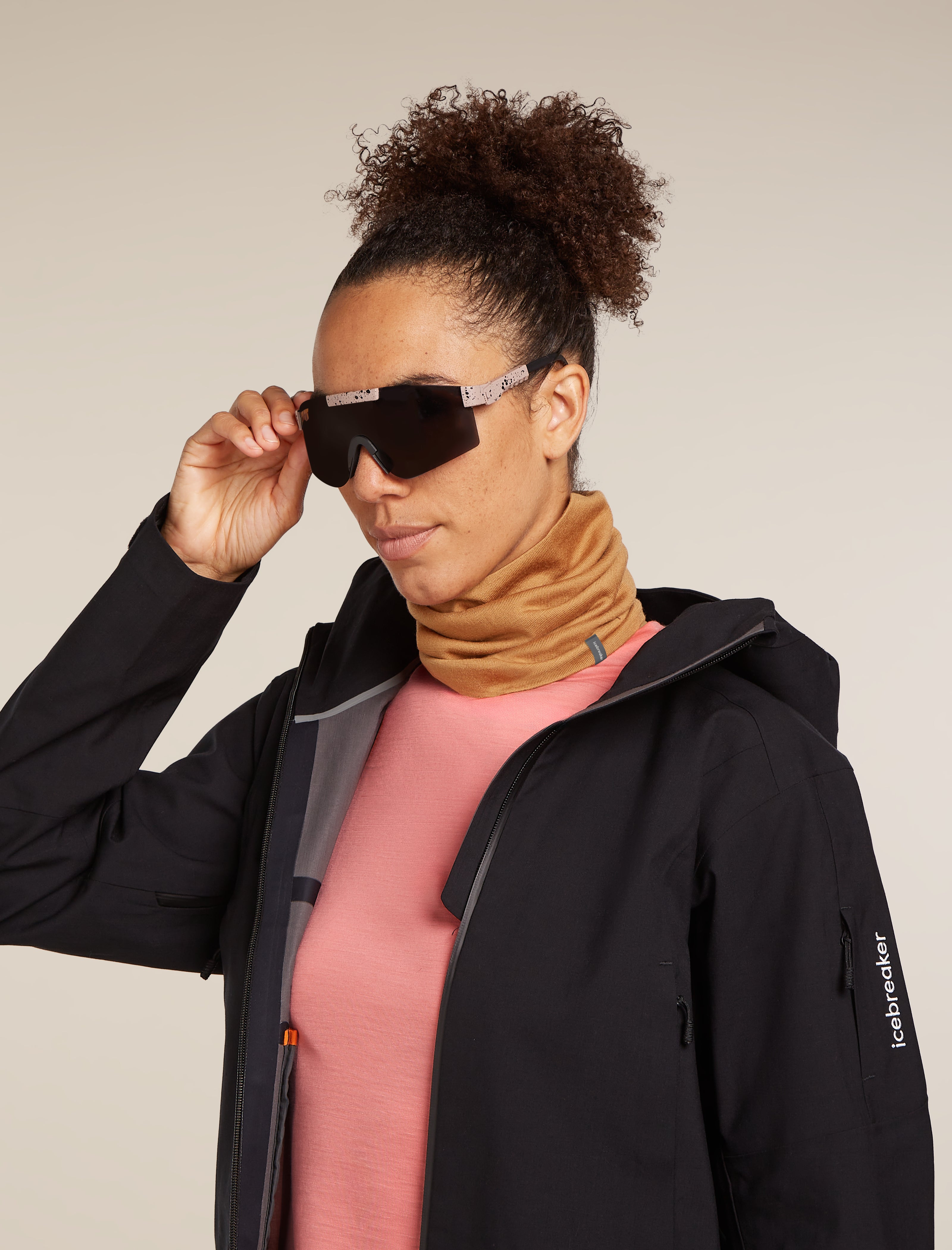 Icebreaker Apex Chute