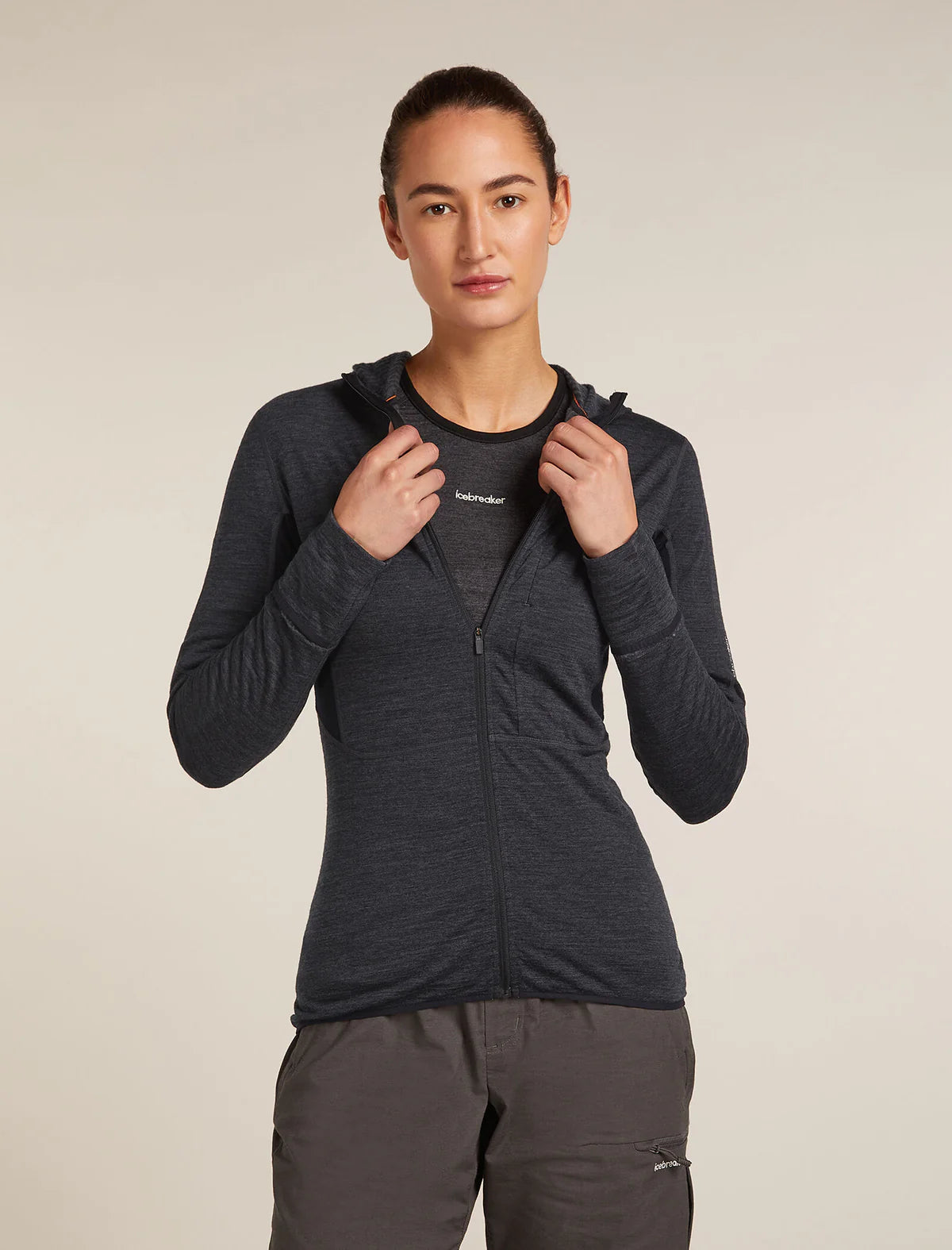 Icebreaker Womens Merino Blend 200 RealFleece Descender LS Zip Hoodie Jet Hthr Black Cb