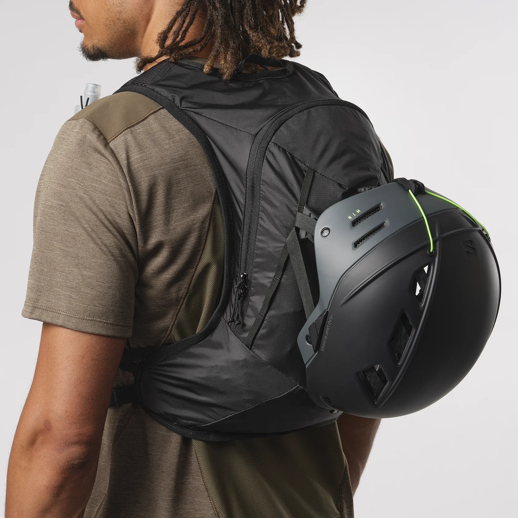 Salomon Cross 8 Backpack