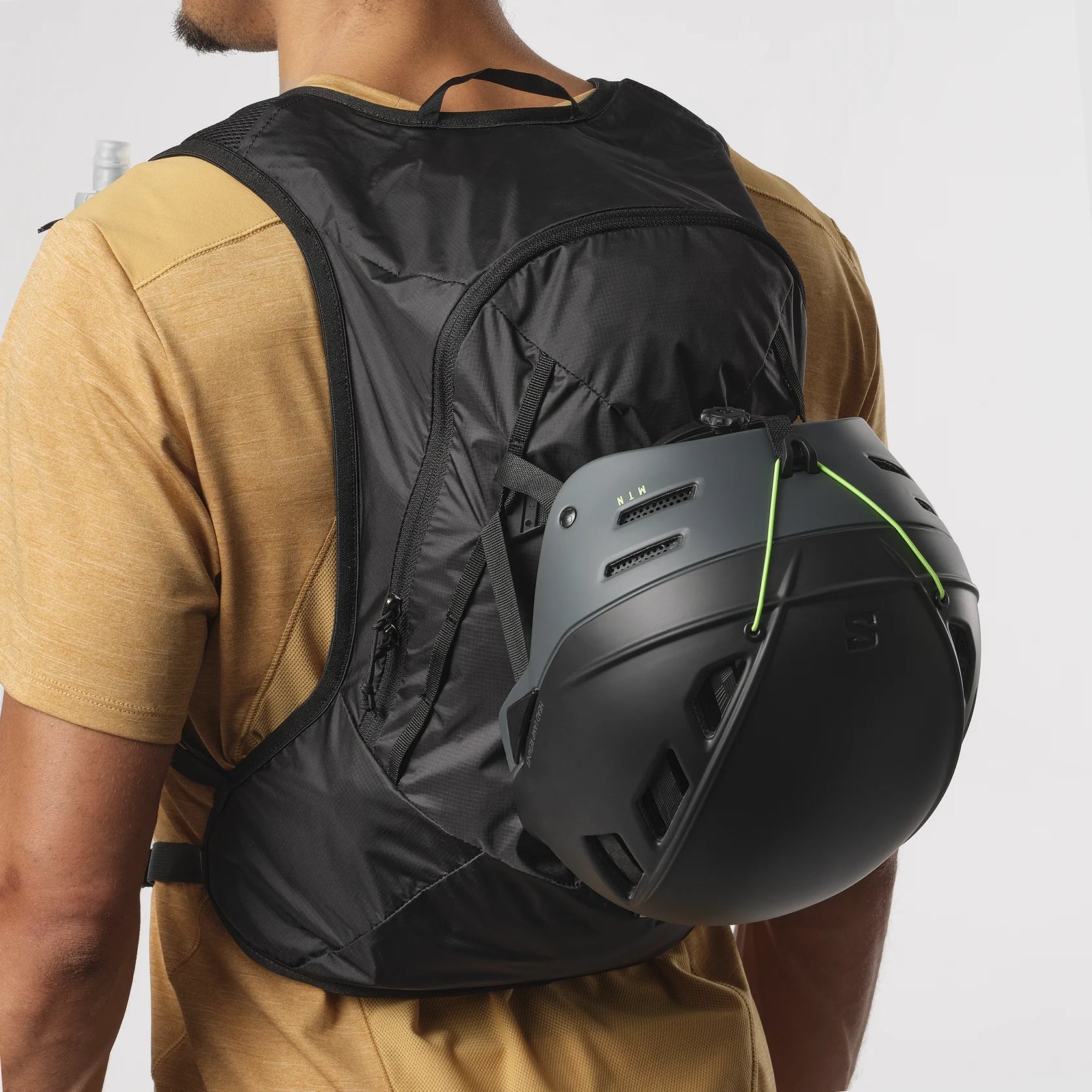 Salomon Cross 12 Backpack