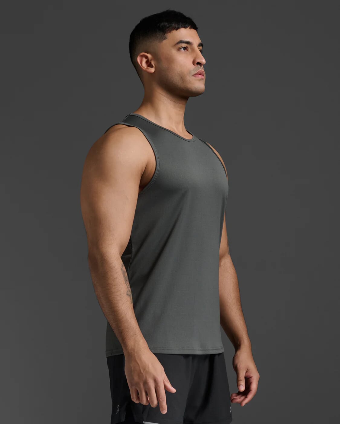 2XU Motion Tank