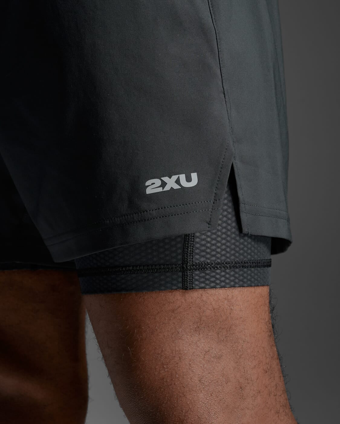 2XU Mens Aero Mesh 2-in-1 5 Inch Shorts