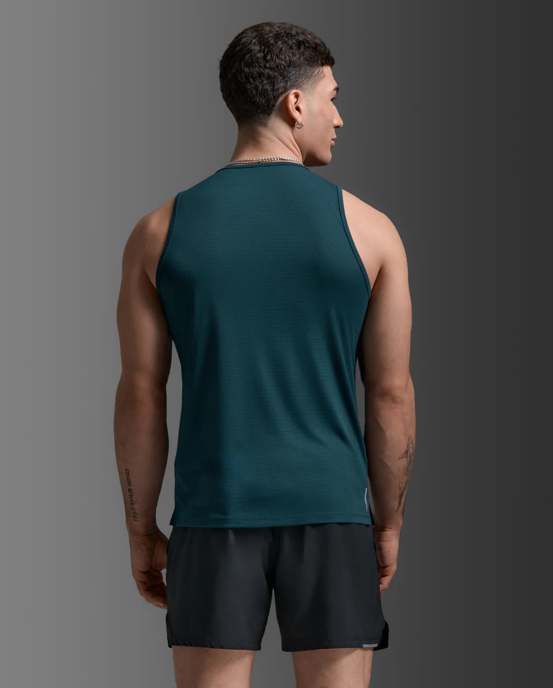 2XU Mens Aero Mesh Tank