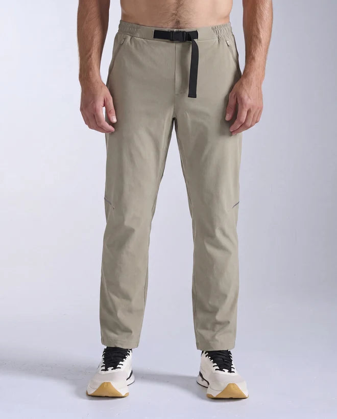 2XU Aero Trail Jogger Pebble Black Reflective