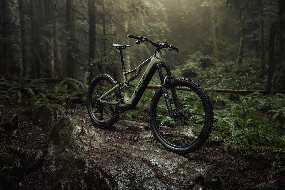 Amflow PR Carbon (800Wh) Full Suspension E-Bike