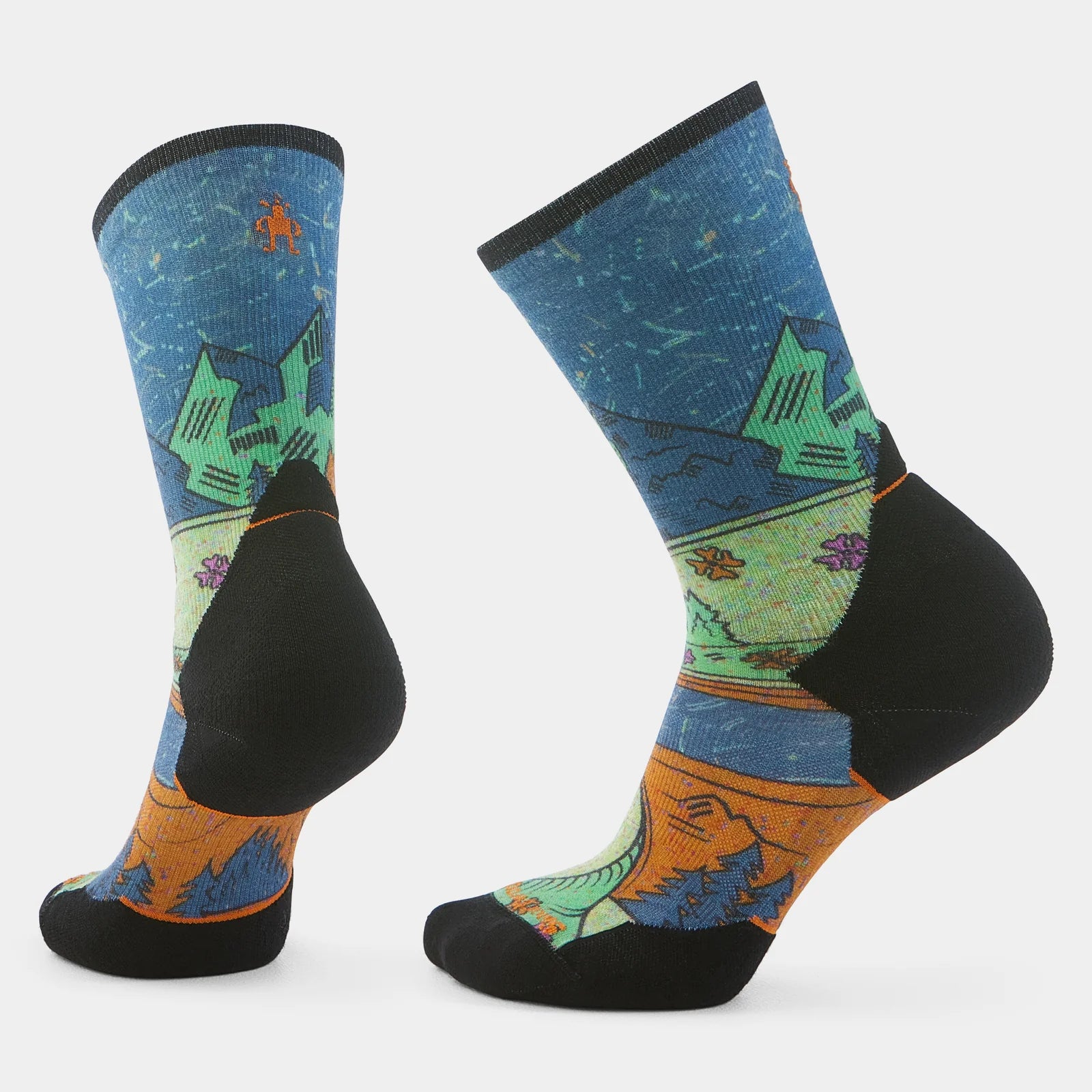 Smartwool Womens Trail Run Targeted Cushion Mountain Print Crew Socks Twilight Blue