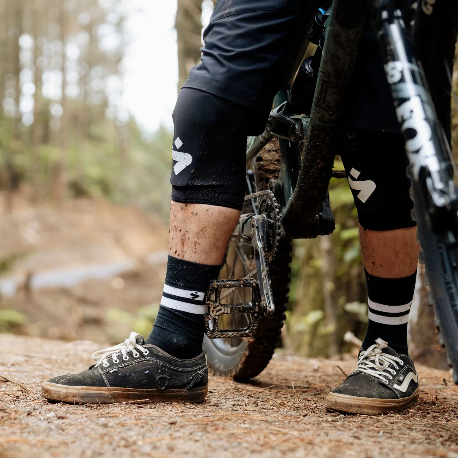 Sweet Protection Knee Guards Light