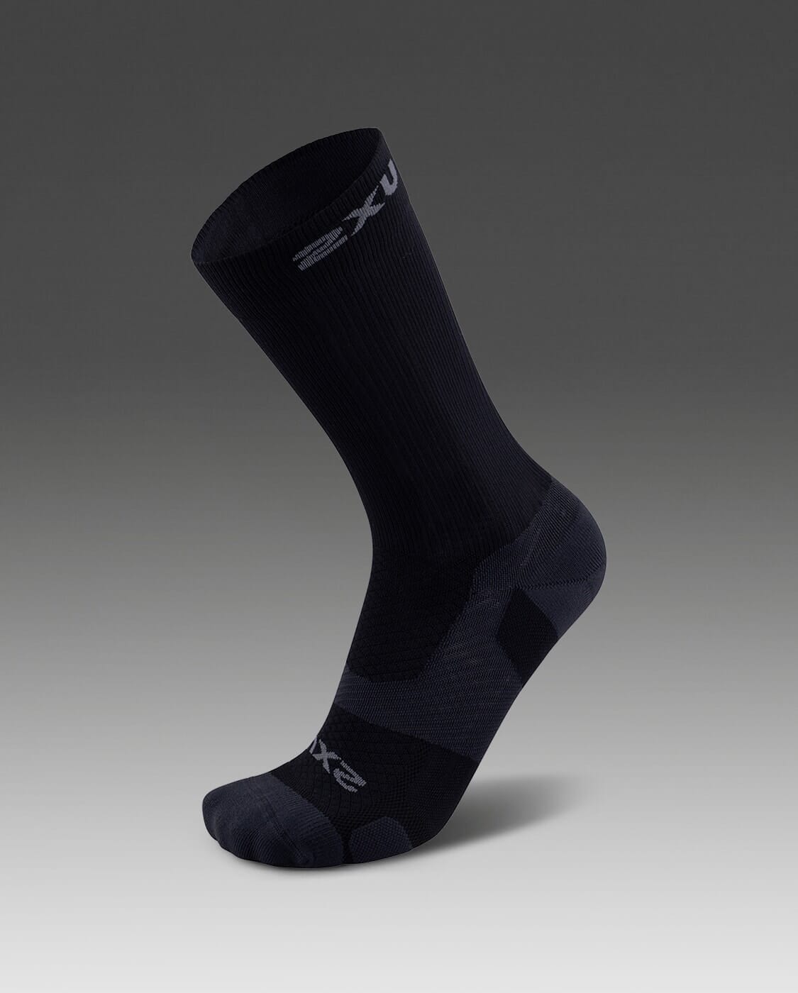 2XU Vectr Light Cushion Crew Socks