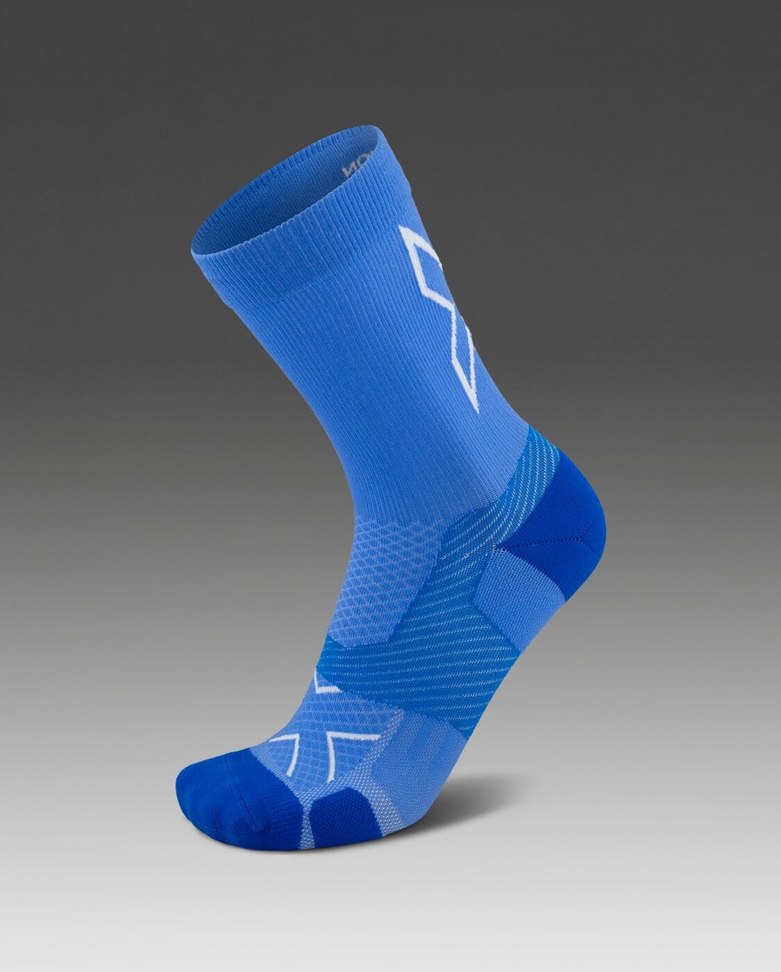 2XU Vectr Light Cushion Crew Socks