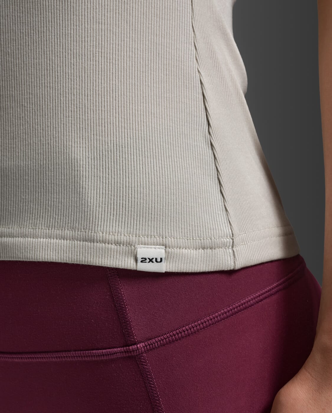 2XU Womens Fluid Ribbed Tank