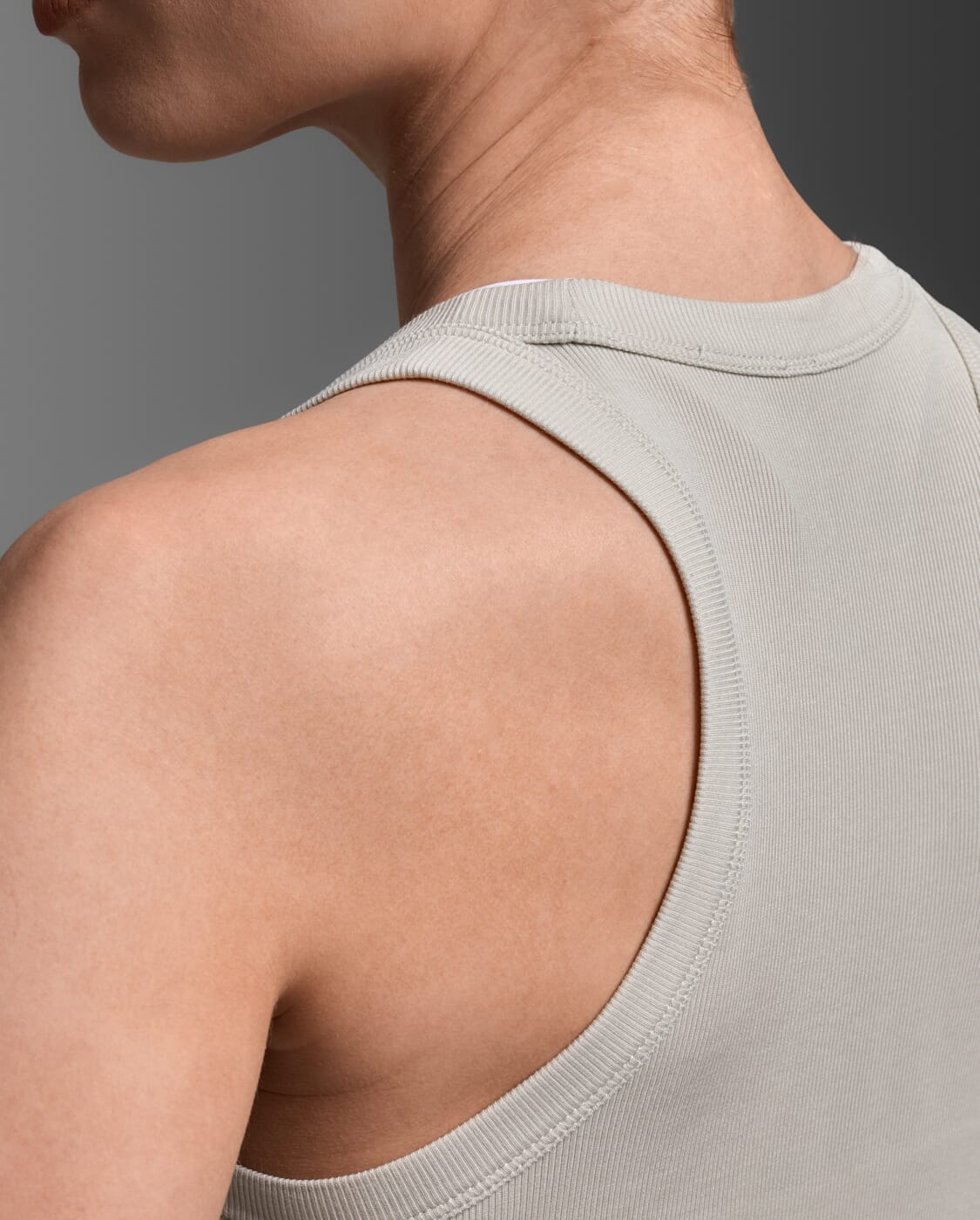 2XU Womens Fluid Ribbed Tank