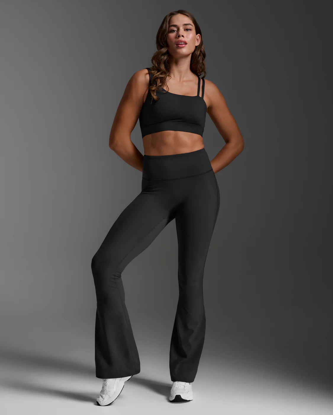 2XU Womens Fluid Hi-Rise Flare Pant