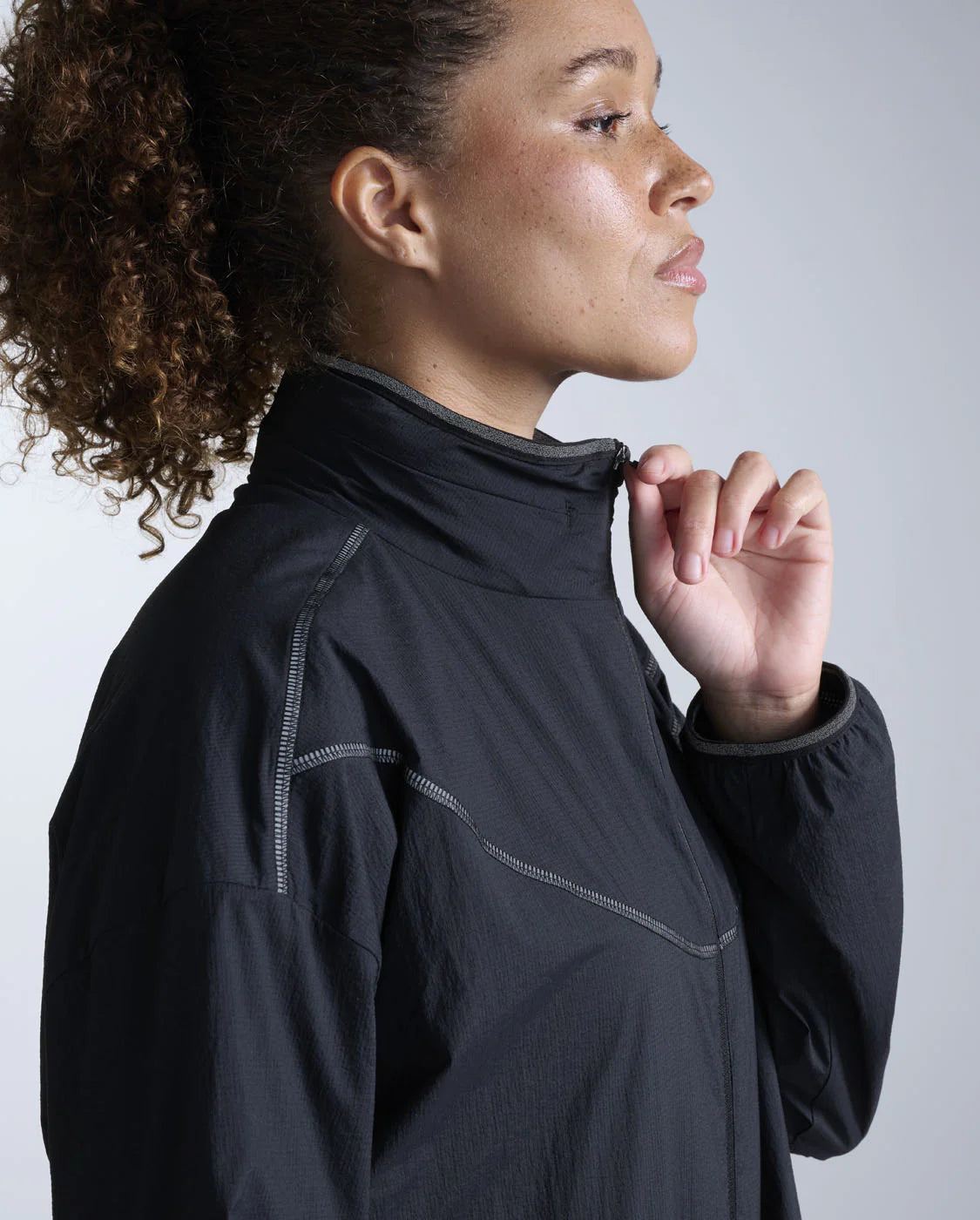 2XU Womens Aero Sheer Bomber Jacket