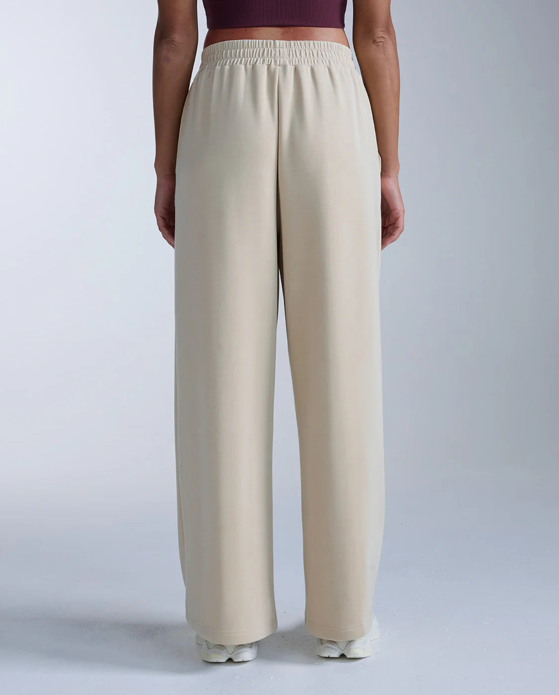 2XU Womens Wonderluxe Sand Washed Wide Pants