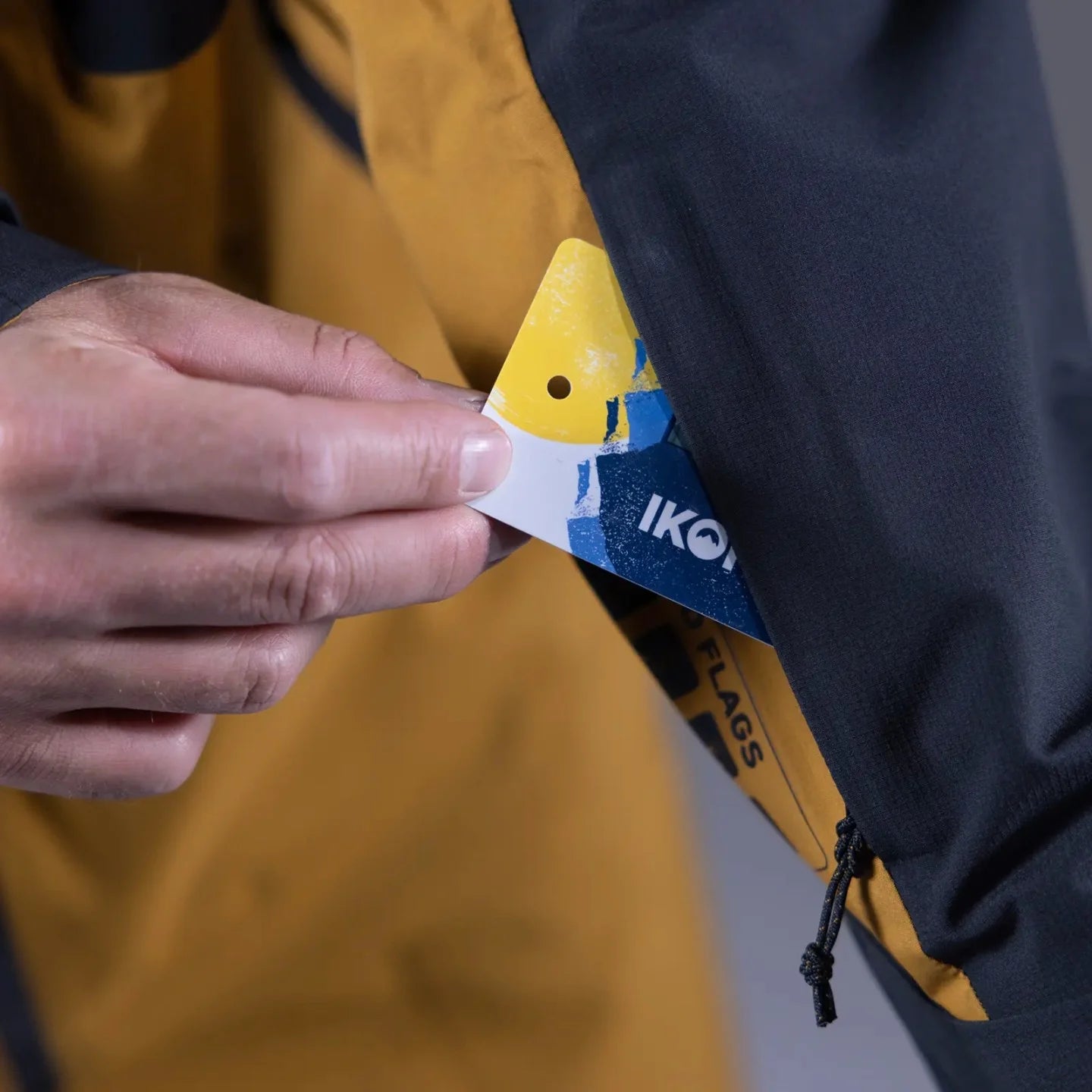 Jones Mens Mtn Surf Recycled Shell Jacket